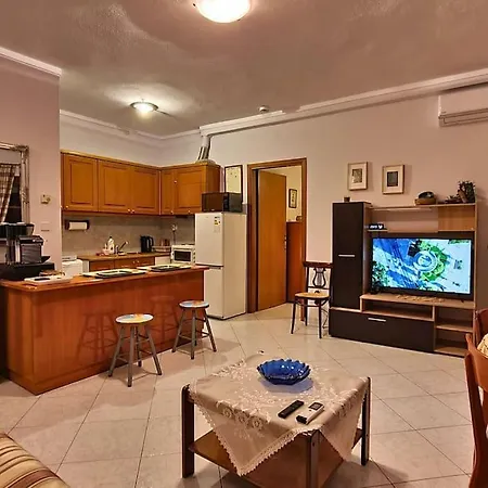 Fully Equipped And Family Friendly 200mbps Apartament *