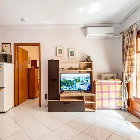 Fully Equipped And Family Friendly 200mbps *