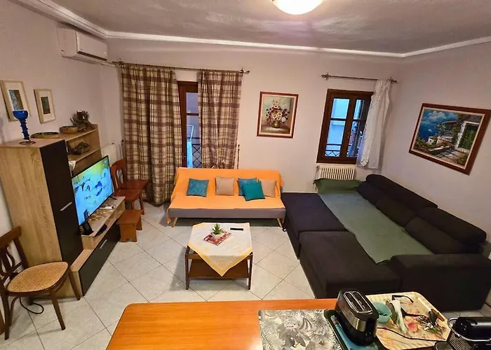 Fully Equipped And Family Friendly 200mbps * Thessaloniki